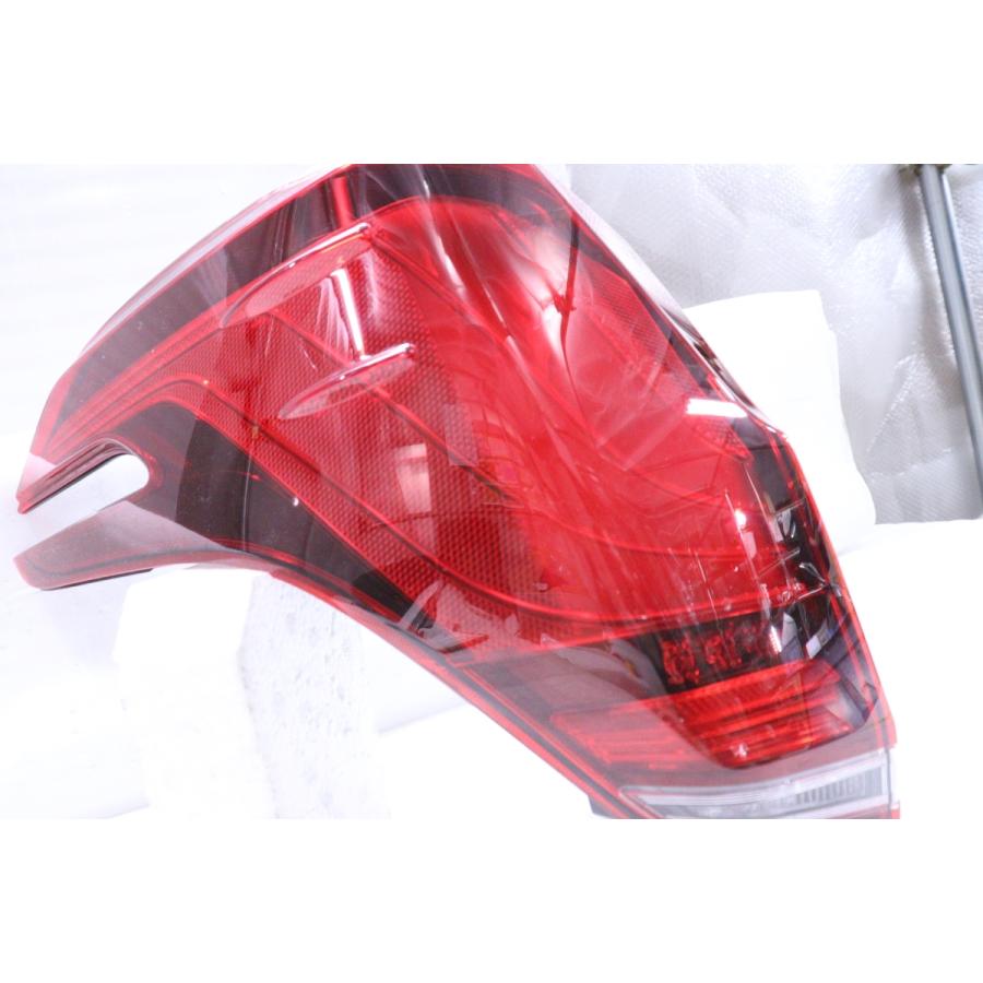 トヨタ アルファード AGH30W テールランプ 左 KOITO 58-76 42-1752☆美品☆後期 LED AGH30W アルファード☆左テールライト