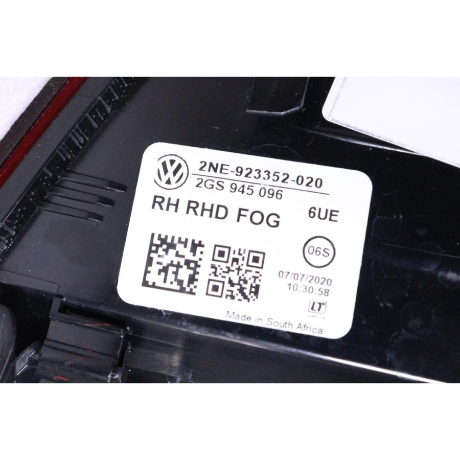 42-2591☆美品☆LED 2G AWCHZ VW ポロ☆右テールライト 2GS 945 096