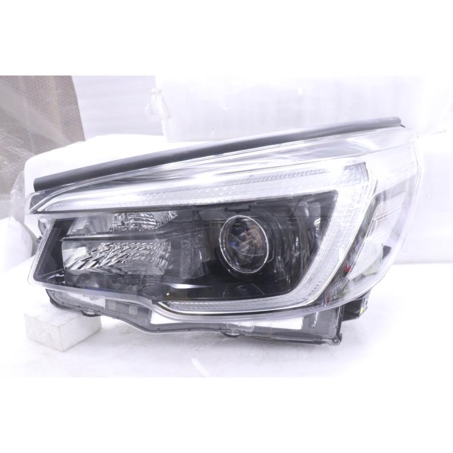 42-509☆美品☆中期 C年改 LED SK5 フォレスター☆左ヘッドライト