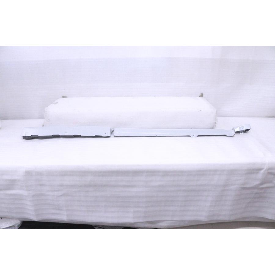 43-1025☆未使用品 TRD☆AGZ10 レクサスNX HV 右サイドスカート☆MS344