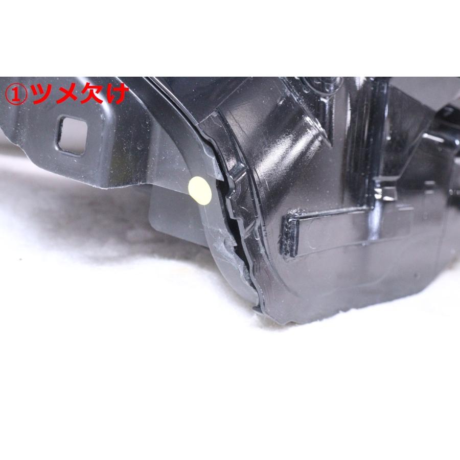 43-1844☆美品☆LED MXWH61 プリウスPHEV☆右ヘッドライト KOITO 47