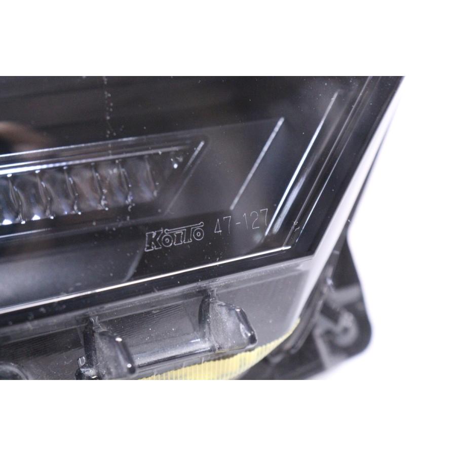 43-1844☆美品☆LED MXWH61 プリウスPHEV☆右ヘッドライト KOITO 47