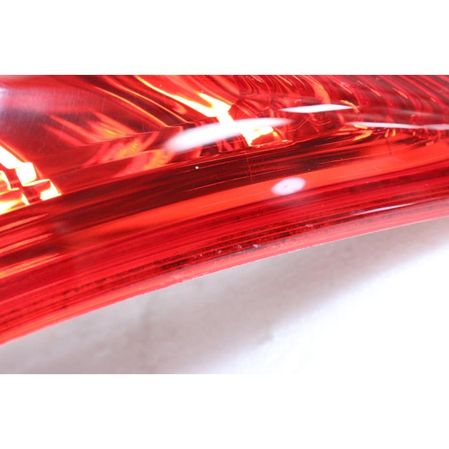 43-219☆【値下】美品 ZC32S スイフト スポーツ☆右テールライト 35650