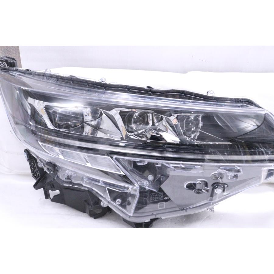 43-225☆美品☆LED MZRA90W ノア☆右ヘッドライト ICHIKOH V1-2 打刻