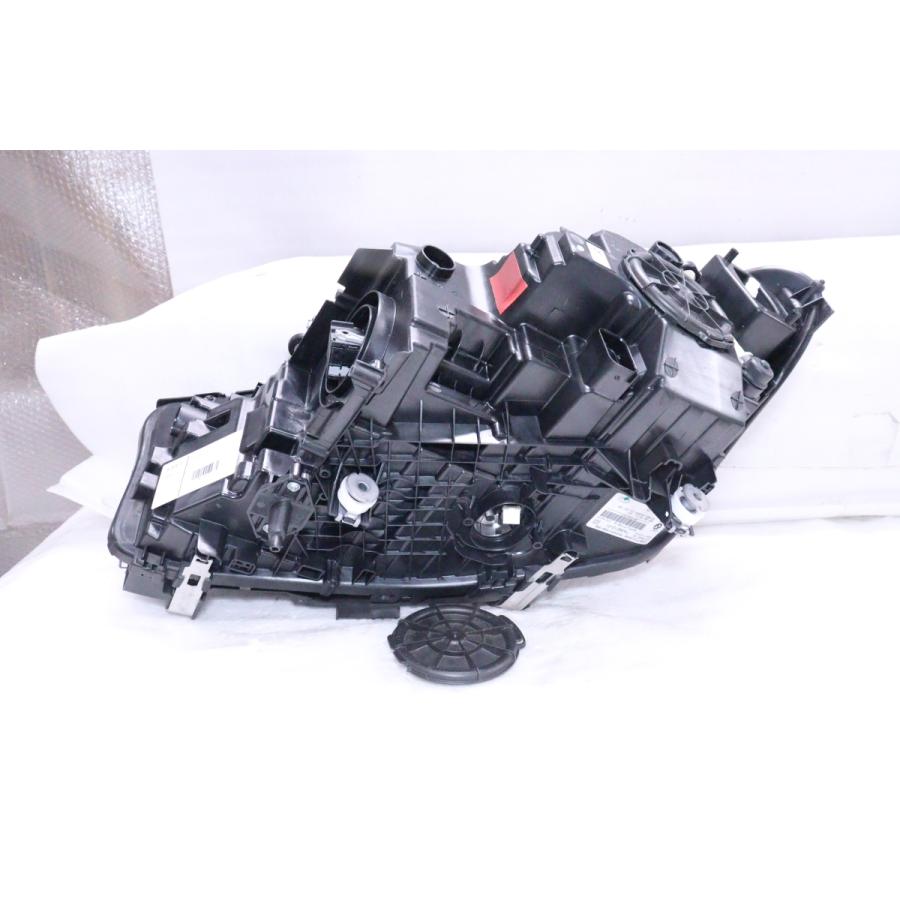 43-427☆LED G30 BMW 5シリーズ☆右ヘッドライト 7439212-01 シルバー