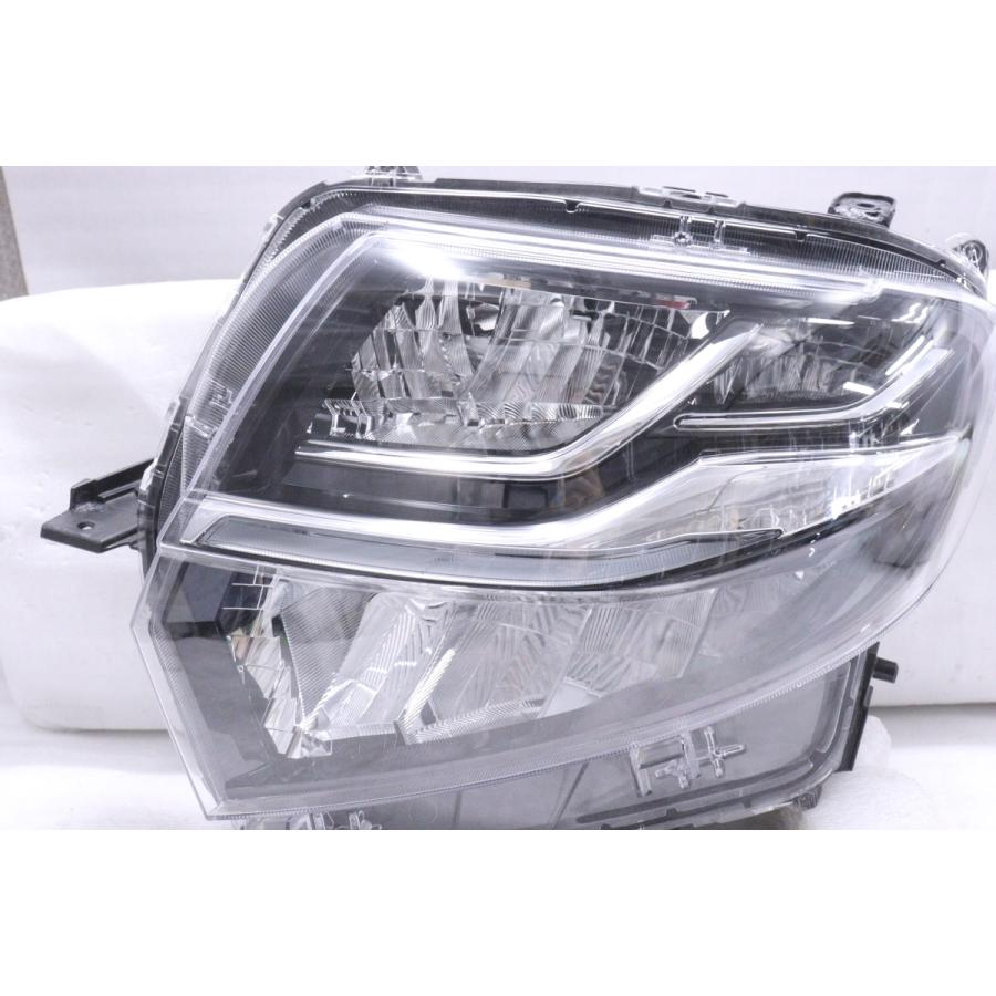 44-559☆【値下】LED LA650S タントカスタム☆左ヘッドライト KOITO 