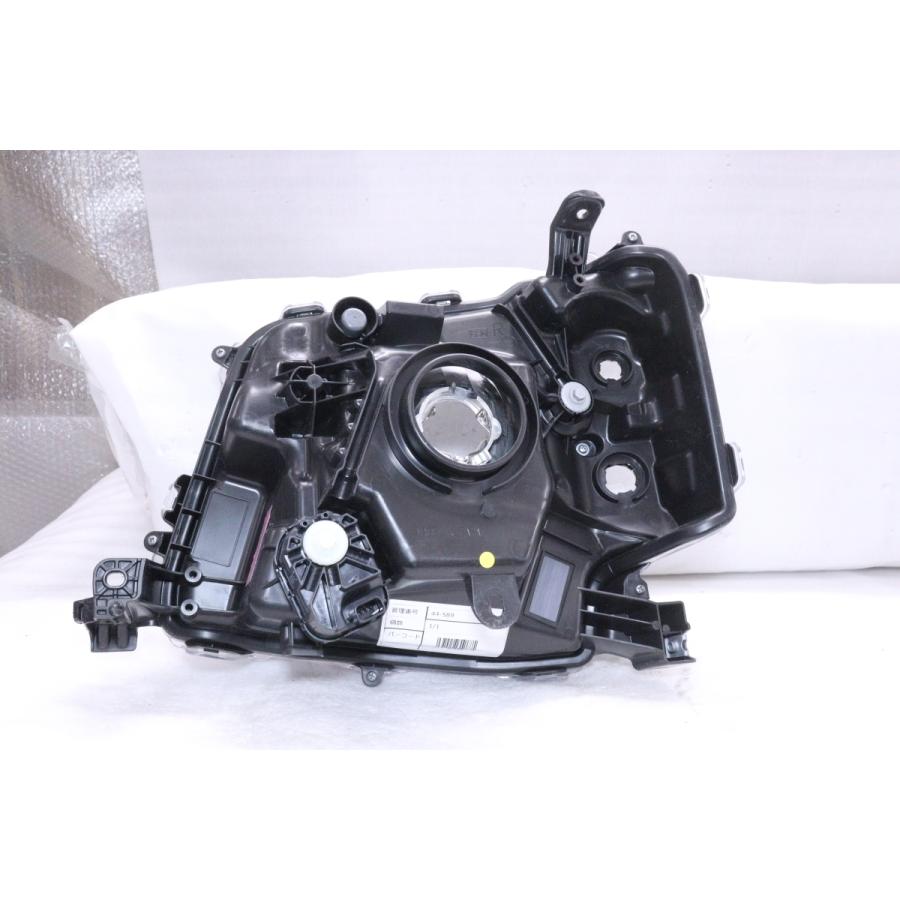 44-589☆美品☆ハロゲン S700V ハイゼットカーゴ☆右ヘッドライト