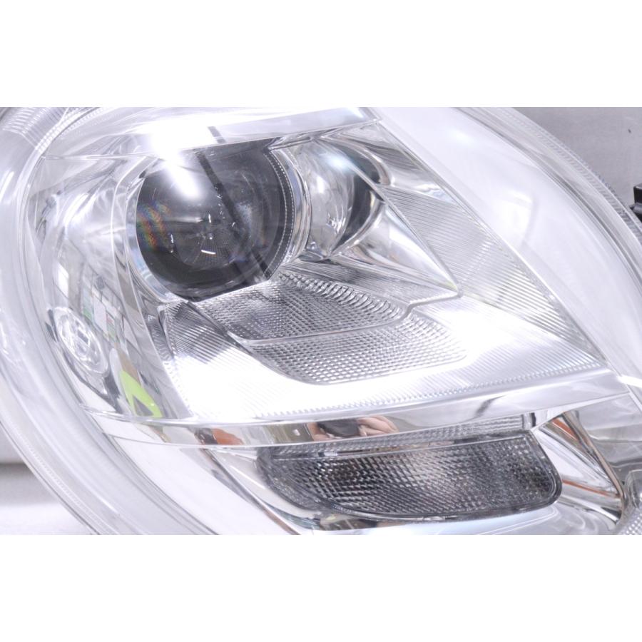 ダイハツ キャスト LA250S ヘッドライト 右 KOITO100-69020