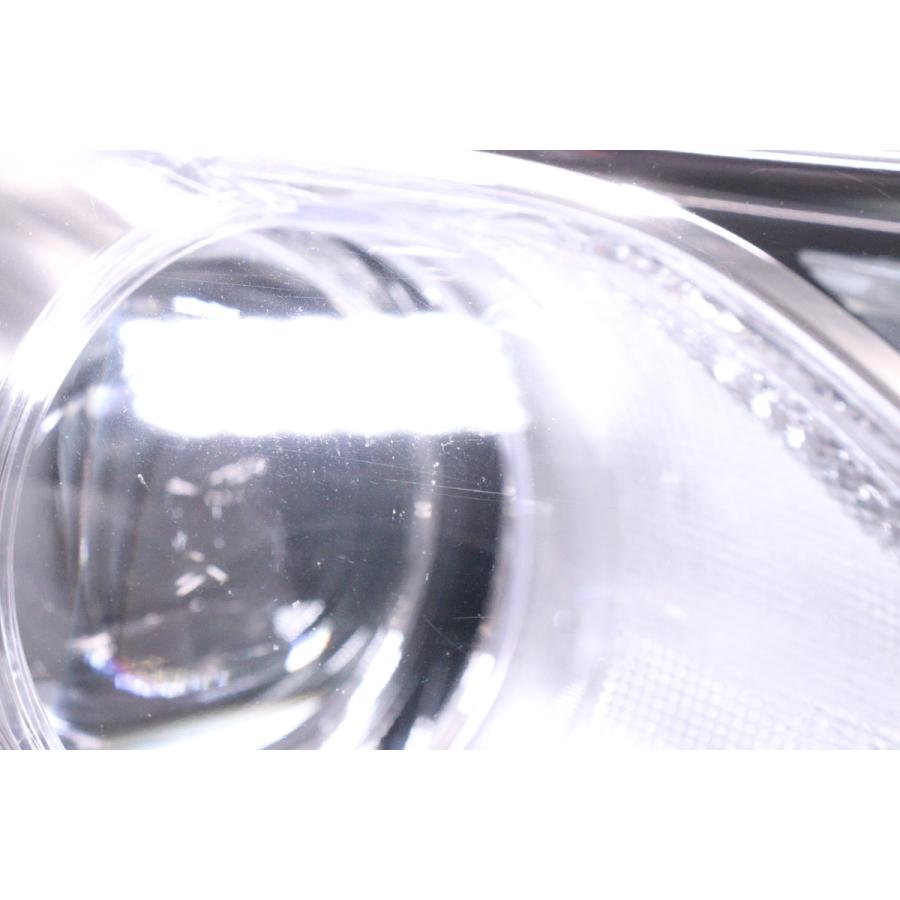 44-937☆【値下】後期 LED AXVH70 カムリ☆右ヘッドライト KOITO 33
