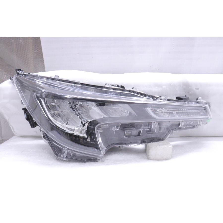 45-2185☆LED NRE210H カローラスポーツ☆右ヘッドライト KOITO 12-612 