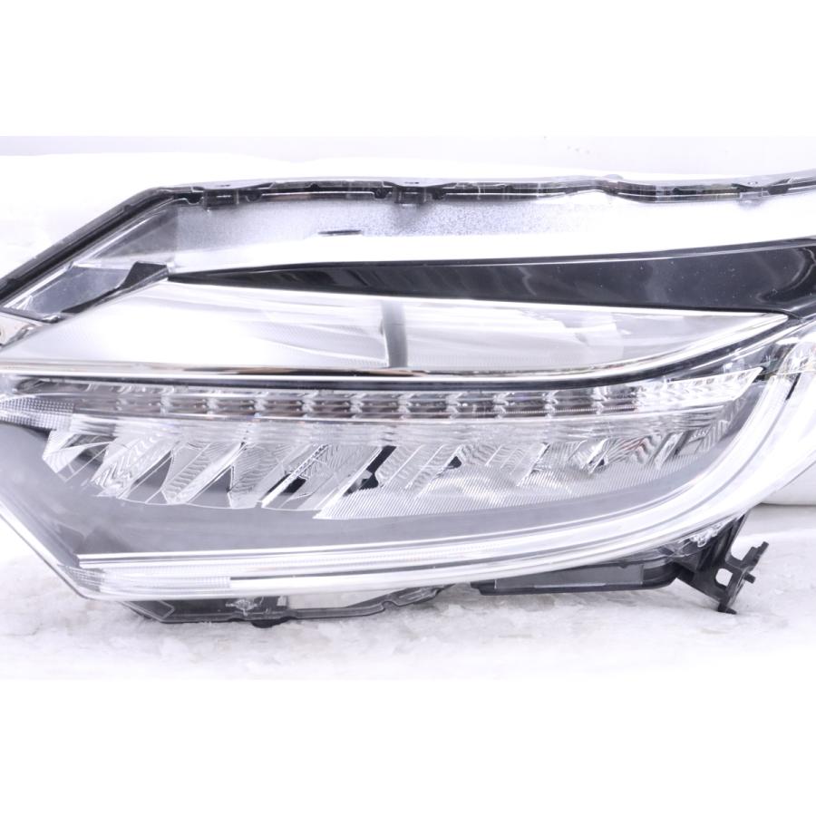 46-1132☆美品☆後期 LED RU1 ヴェゼル☆左ヘッドライト KOITO 100