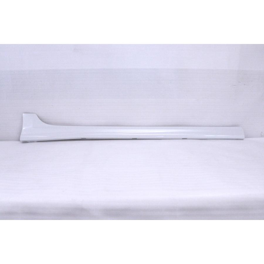 46-2107☆未使用品 モデリスタ☆MXPA10 ヤリス HV 右サイドスカート