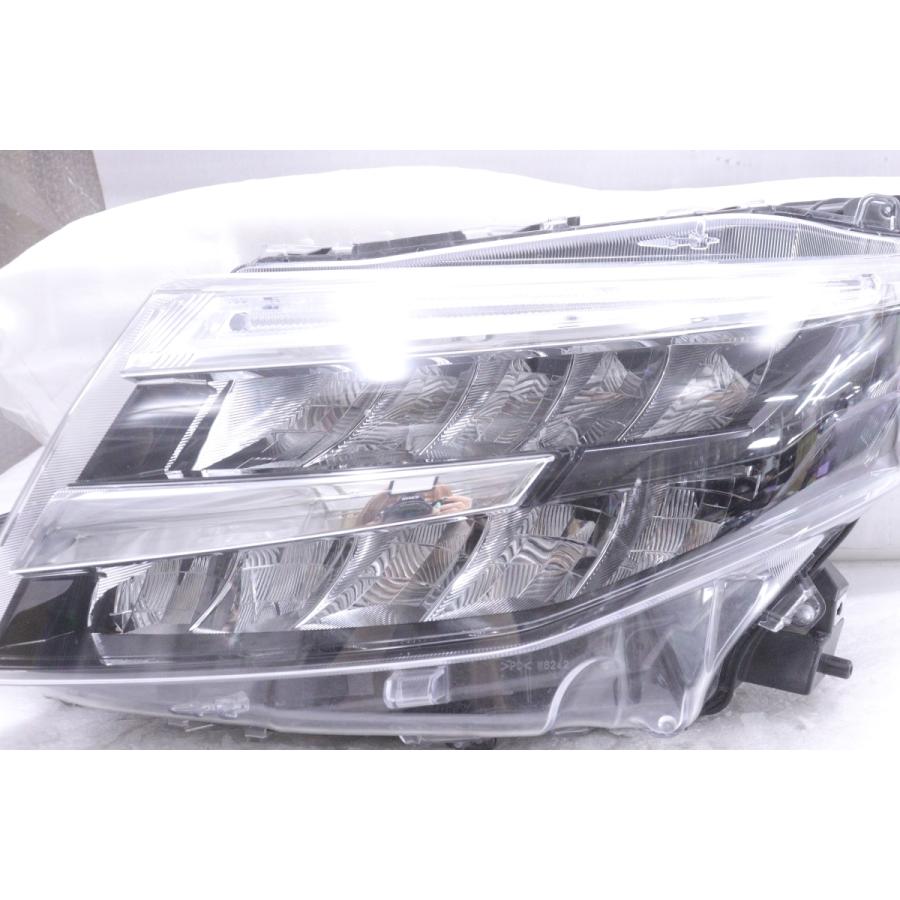 46-211☆極上品☆後期 LED M900A ルーミーカスタム☆左ヘッドライト 