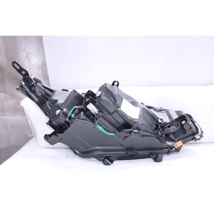 46-2400☆美品☆LED MXUA80 ハリアー HV☆左ヘッドライト KOITO 48-232