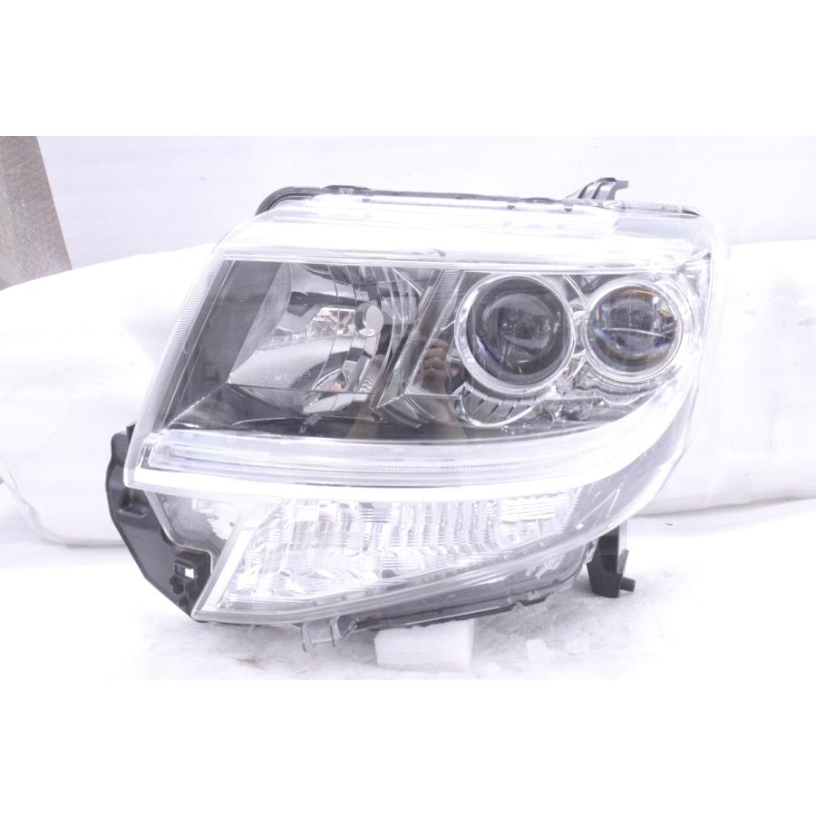 46-604☆【値下】LED LA600S タントカスタム☆左ヘッドライト KOITO 