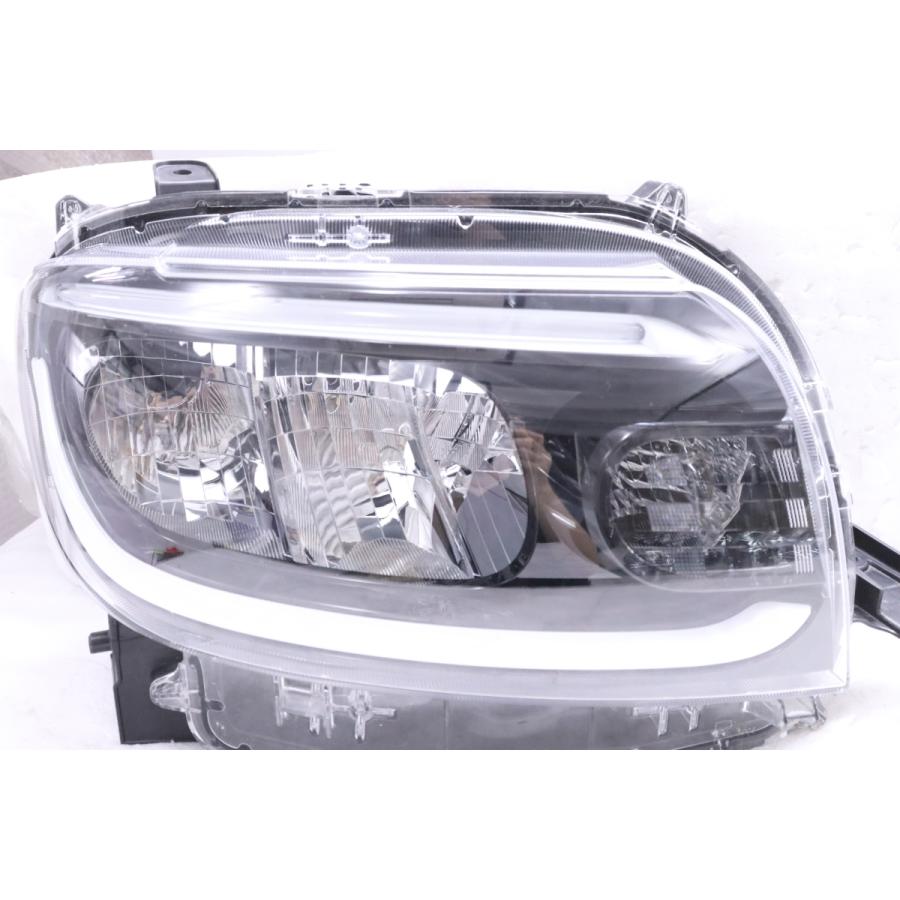 47-123☆【値下】LED LA650S タント☆右ヘッドライト KOITO 100-69074 