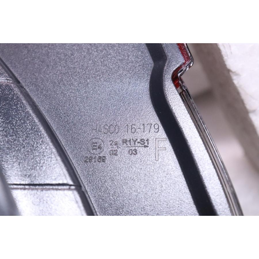 47-1354☆美品☆LED ZSG10 カローラクロス☆右テールライト HASCO 16