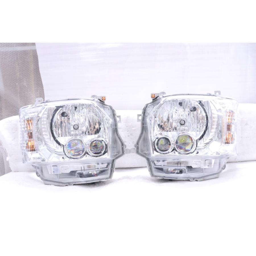 47-1791☆美品☆4型〜 LED 200 ハイエース☆左右ヘッドライト KOITO 26