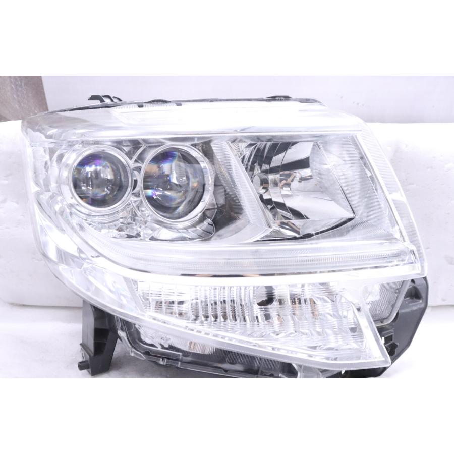 47-209☆【値下】LED LA600S タントカスタム☆右ヘッドライト KOITO