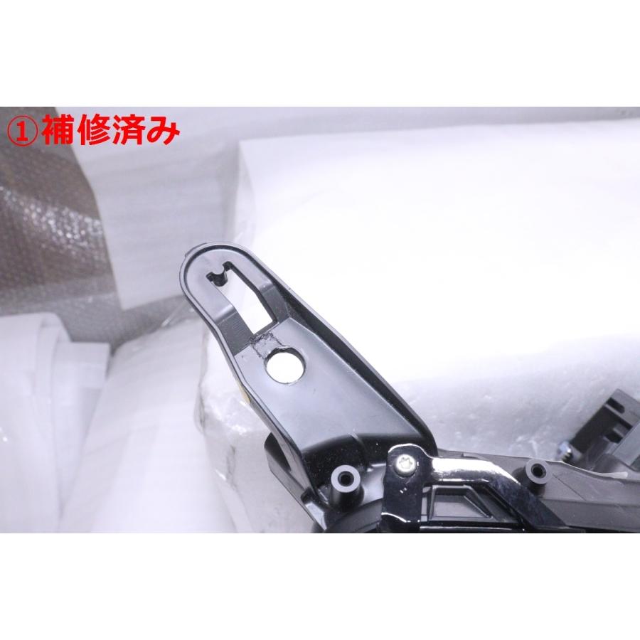 47-2365☆【値下】LED MZZA10 レクサスUX☆右ヘッドライト KOITO 76-43