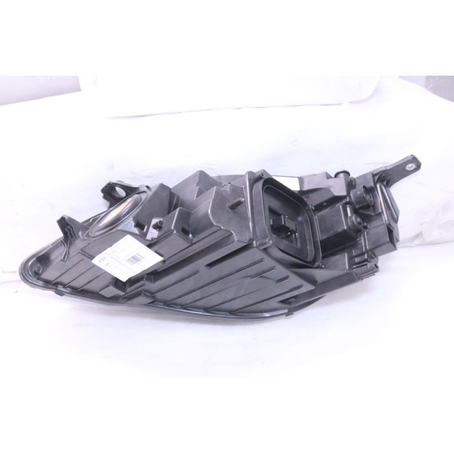 47-910☆【値下】後期 LED MB VOLVO V40☆右ヘッドライト 32228482