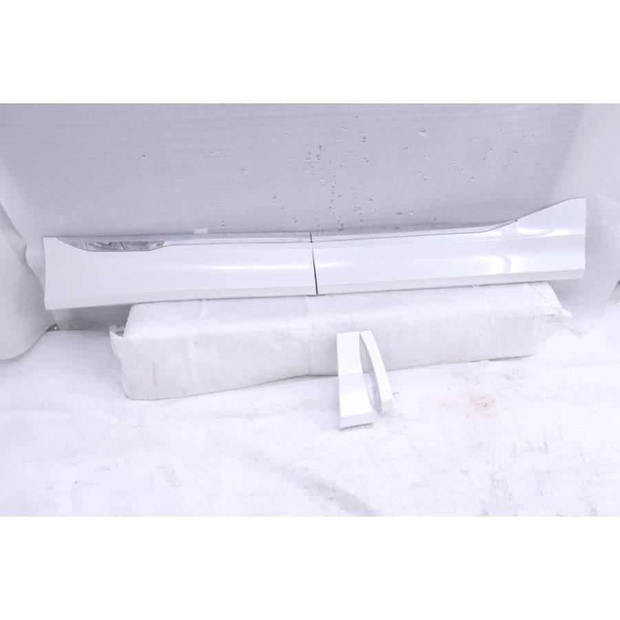 新品未使用20系RXモデリスタサイドスカート左右セット 新品未使用20系RXモデリスタサイドスカート左右セット レクサス