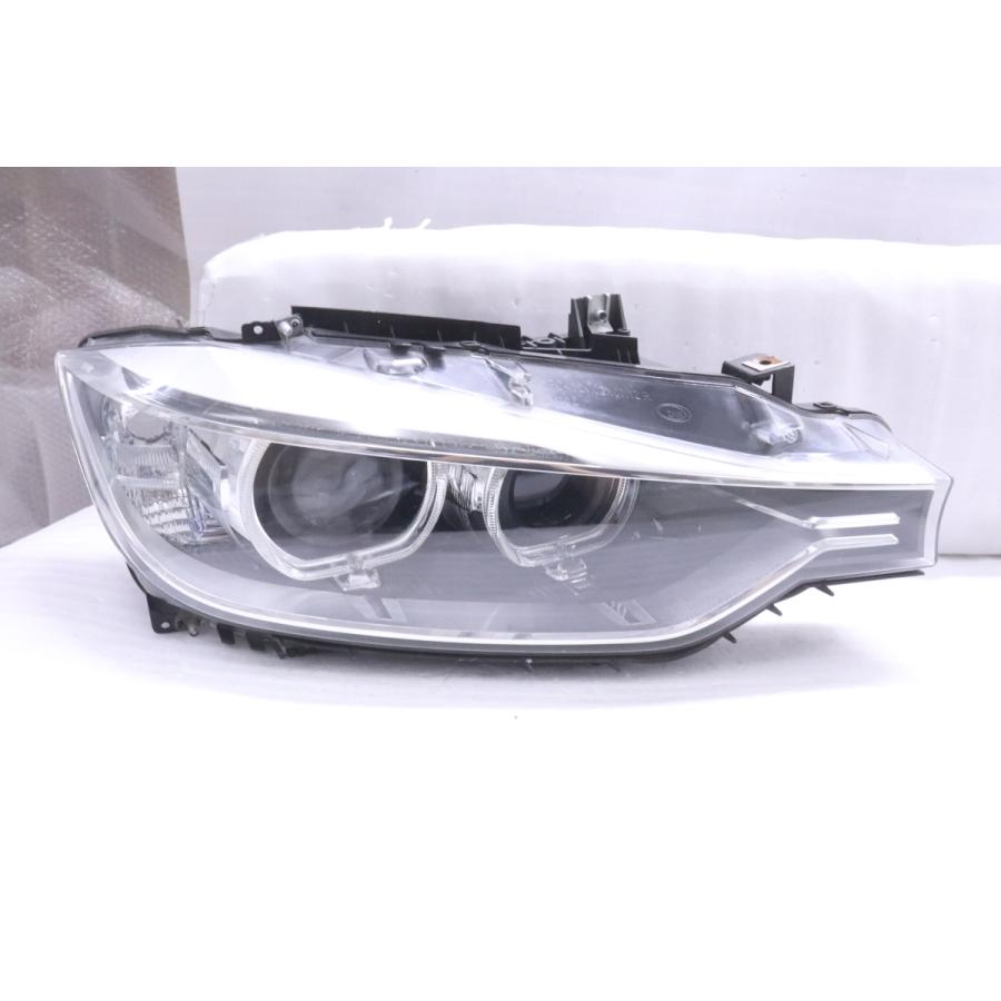 BMW 右ヘッドライト　F30型　3シリーズ　前期　純正品 BMW 右ヘッドライトF30型3シリーズ前期純正品