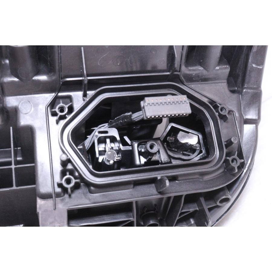 48-1250☆後期 LED G20 BMW 3シリーズ☆右ヘッドライト 5A1A514