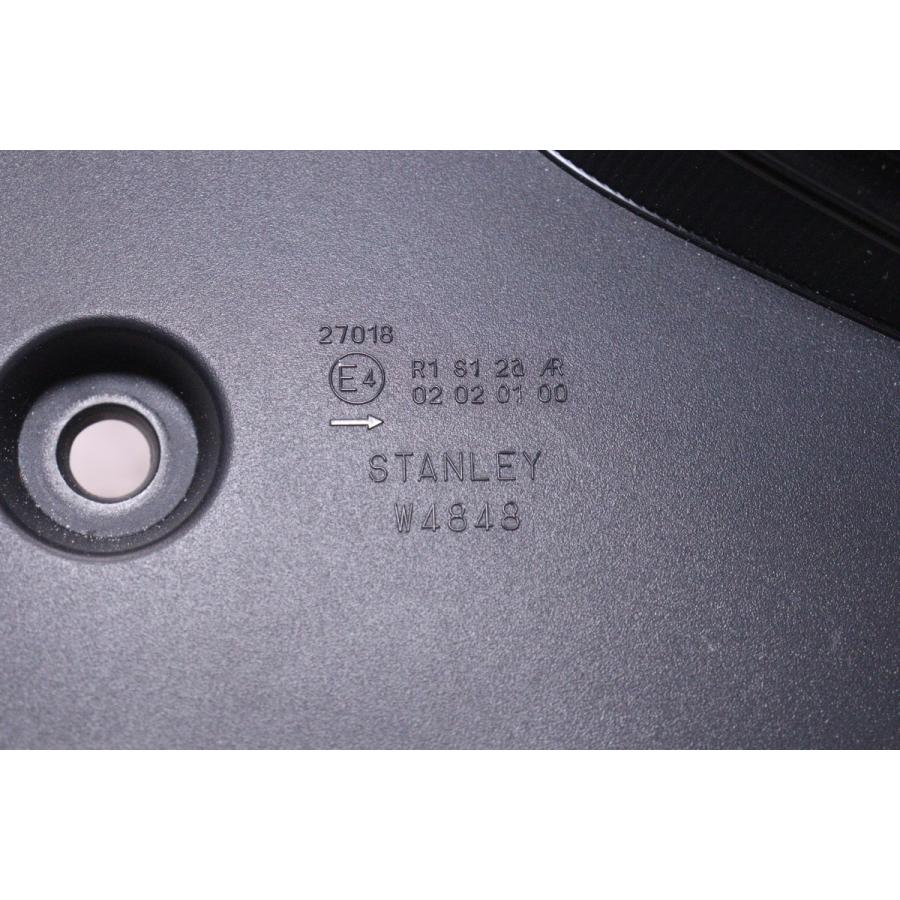 49-1070☆美品☆LED JH3 N-WGN カスタム☆右テールライト STANLEY