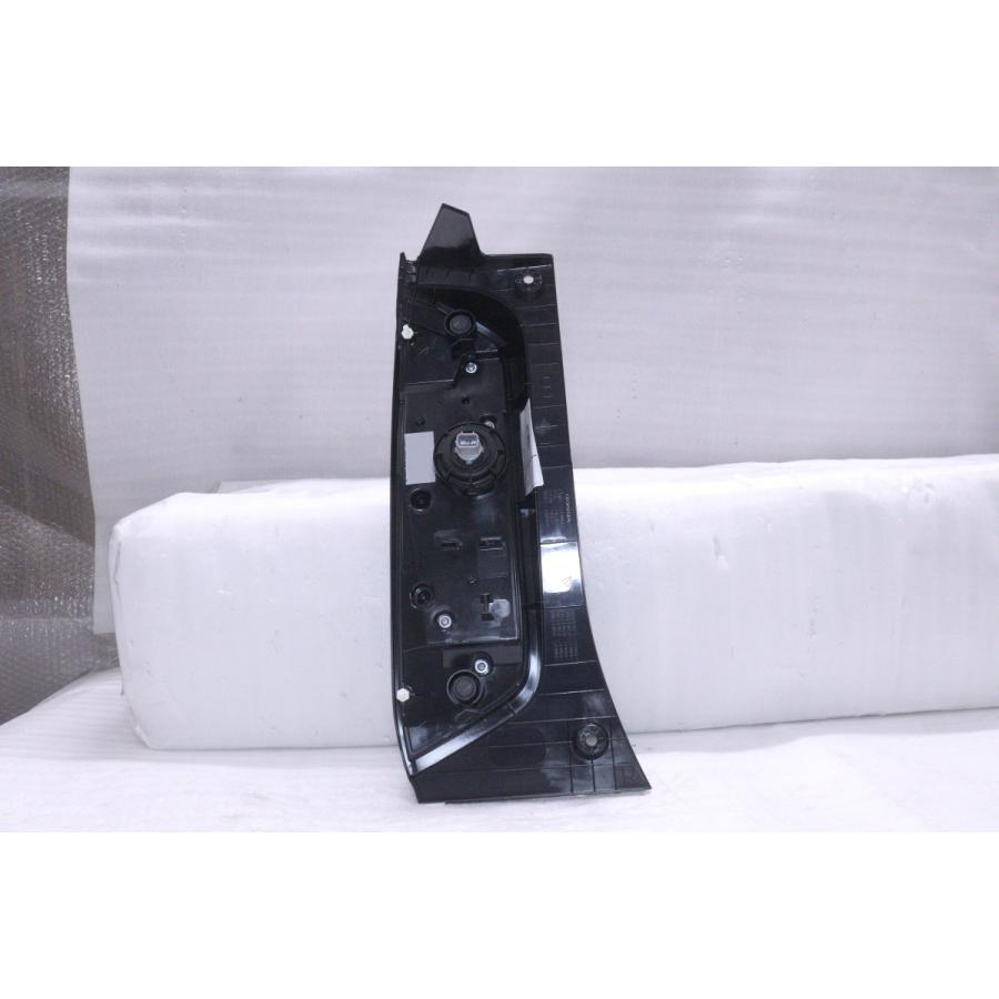 49-1070☆美品☆LED JH3 N-WGN カスタム☆右テールライト STANLEY
