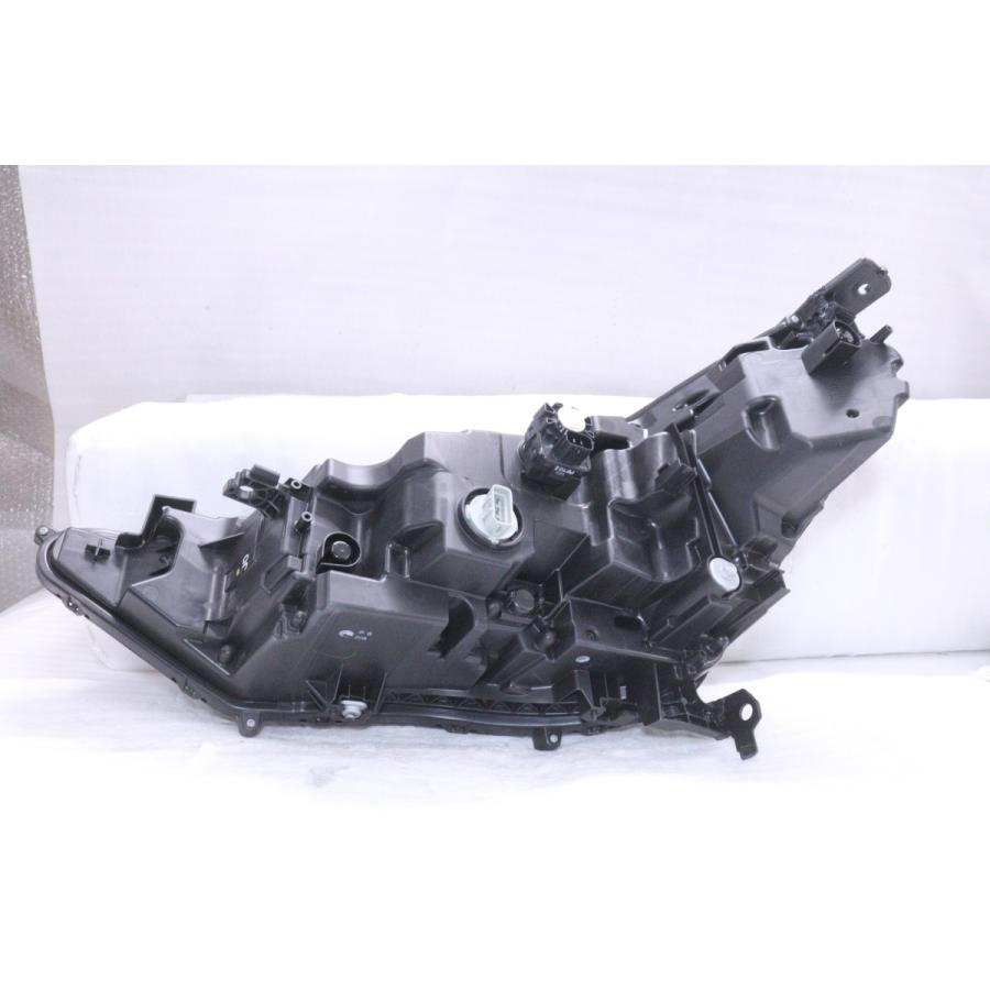 49-1184☆美品☆LED RV5 ヴェゼルeHEV☆右ヘッドライト STANLEY W5884