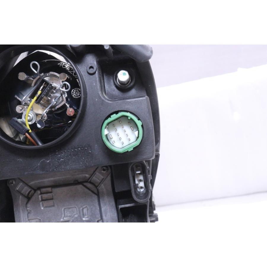49-1390☆HID 940 アルファロメオ ジュリエッタ☆右ヘッドライト