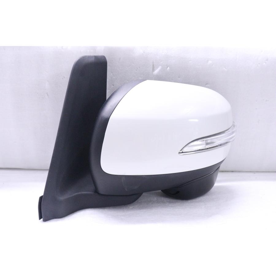 49-1818☆10P LA600S タントカスタム 左ドアミラー パールホワイトIII 