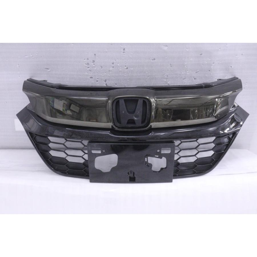 未使用】ホンダヴェゼルフロントグリル