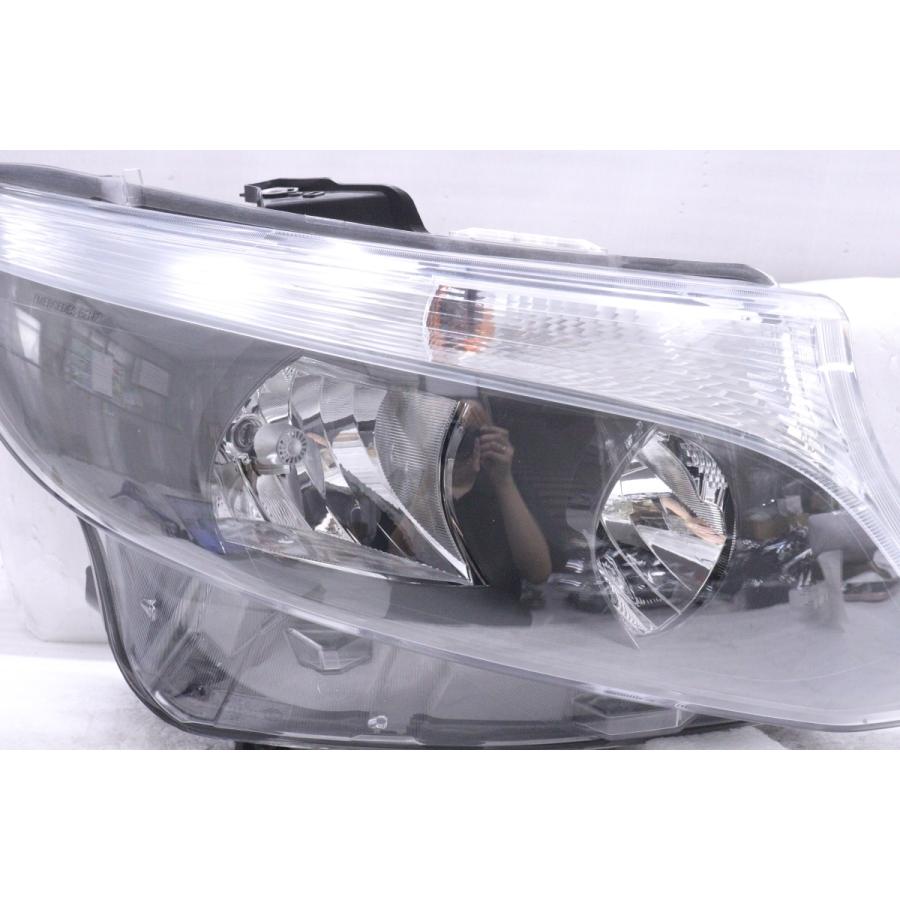 49-2279☆美品☆ハロゲン W447 ベンツVクラス☆右ヘッドライト HELLA A
