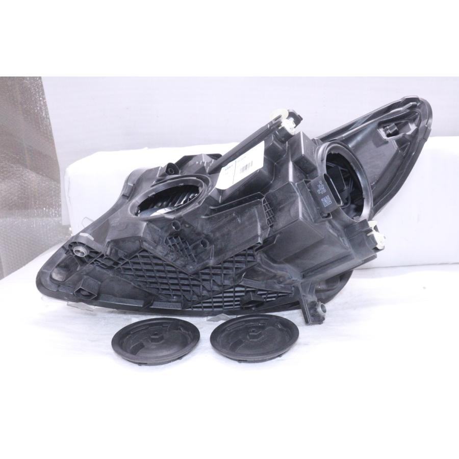 49-2279☆美品☆ハロゲン W447 ベンツVクラス☆右ヘッドライト HELLA A