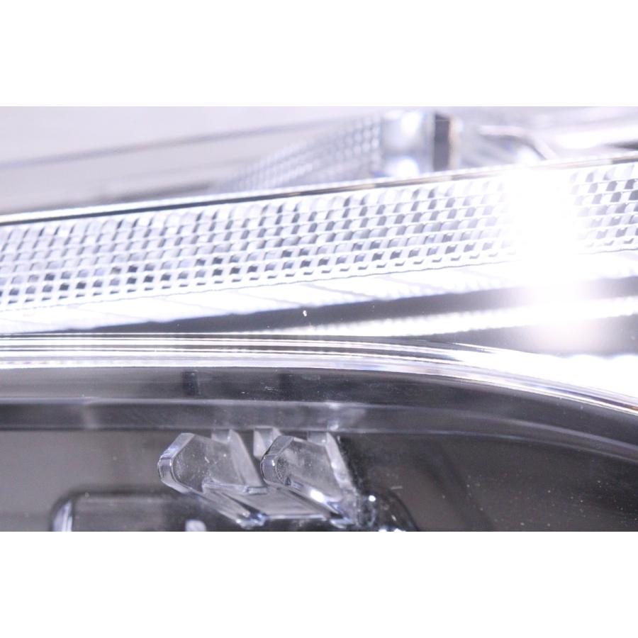 49-2366☆【値下】美品☆LED ZSG10 カローラクロス☆左ヘッドライト
