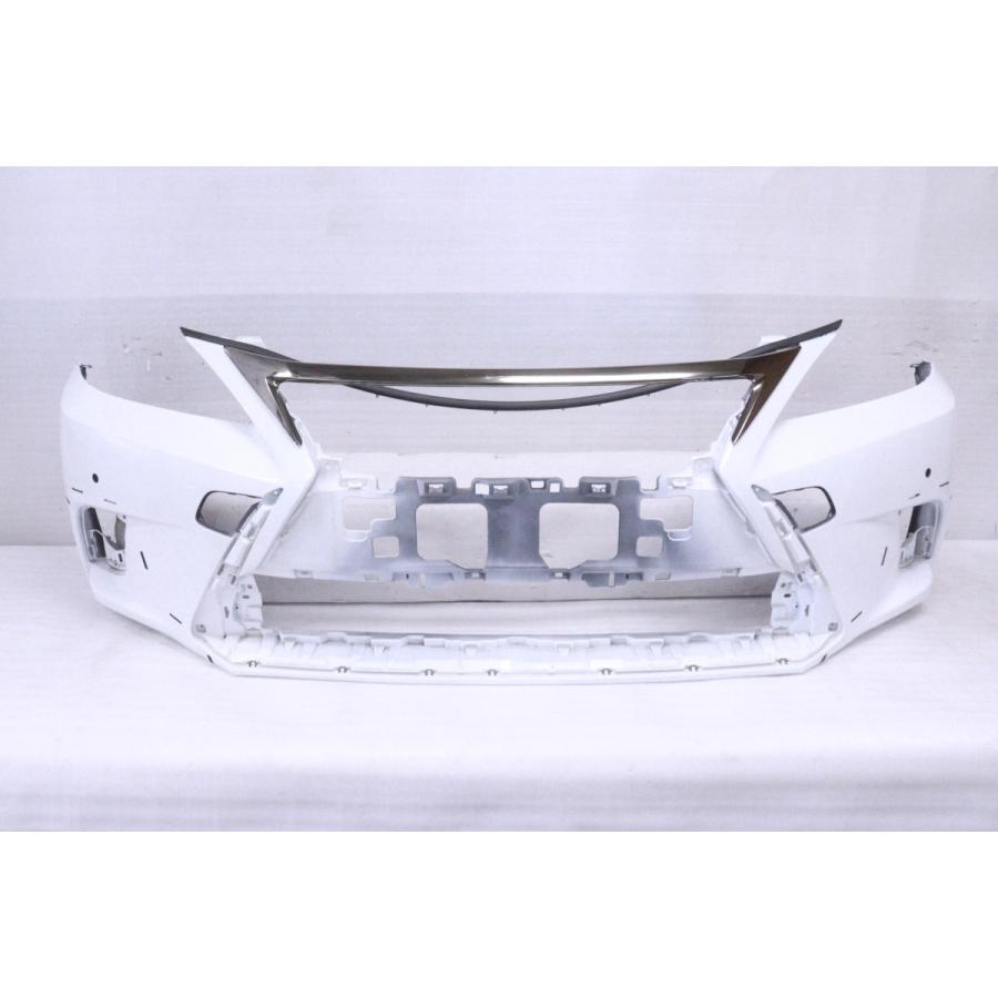 49-2545☆後期 ZWA10 レクサスCT200h フロントバンパー グリルモール付  