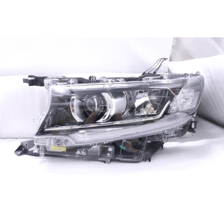 49-404☆美品 後期 LED TRJ150W ランドクルーザープラド☆左ヘッド 