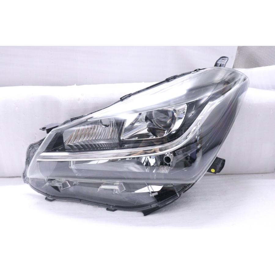 49-492☆美品☆中期 LED NCP131 ヴィッツ☆左ヘッドライト KOITO 52  