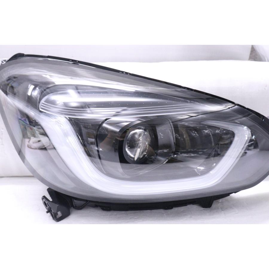 49-578☆【値下】極上品☆後期 LED GR3 フィット e:HEV☆右ヘッド