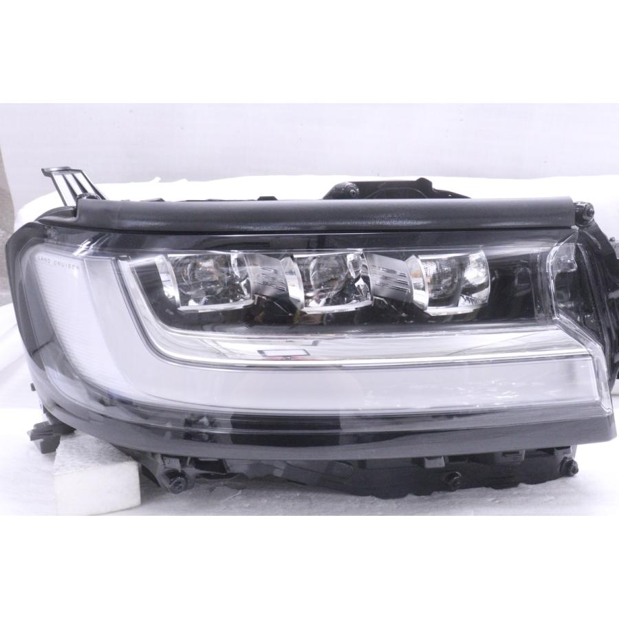 新型ランドクルーザー右ヘッドライト！ 49-761☆美品☆LED FJA300W ランドクルーザー☆右ヘッドライト KOITO