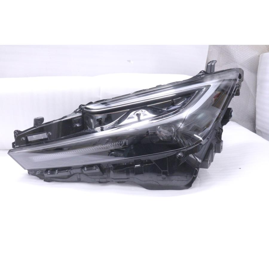 4X-1152☆美品☆LED MXWH61 プリウスPHEV☆左ヘッドライト KOITO 47