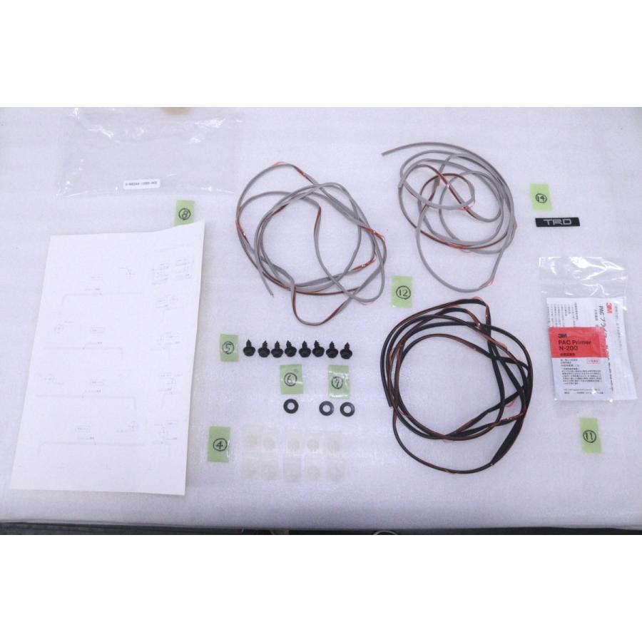 4X-295☆未使用品 TRD☆NRE210H カローラスポーツ 右サイドステップ