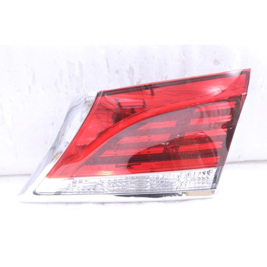 4Y-1262☆【値下】美品☆LED GRS210 クラウン ロイヤル☆右テール 