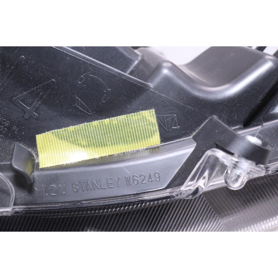 4Y-1309☆美品☆後期 LED M900A ルーミー☆左ヘッドライト STANLEY