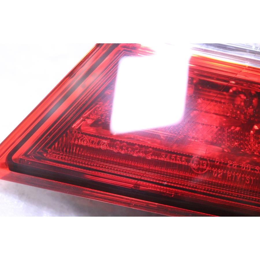4Y-1598☆美品 前期 LED AXVH70 カムリ☆右テールライト KOITO