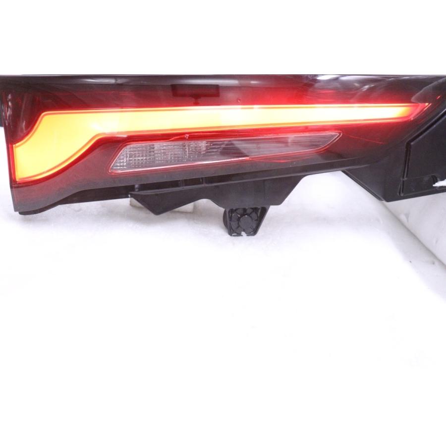 4Y-892☆LED KH5P CX-60☆左テールライト STANLEY W6080 打刻:B ASSY