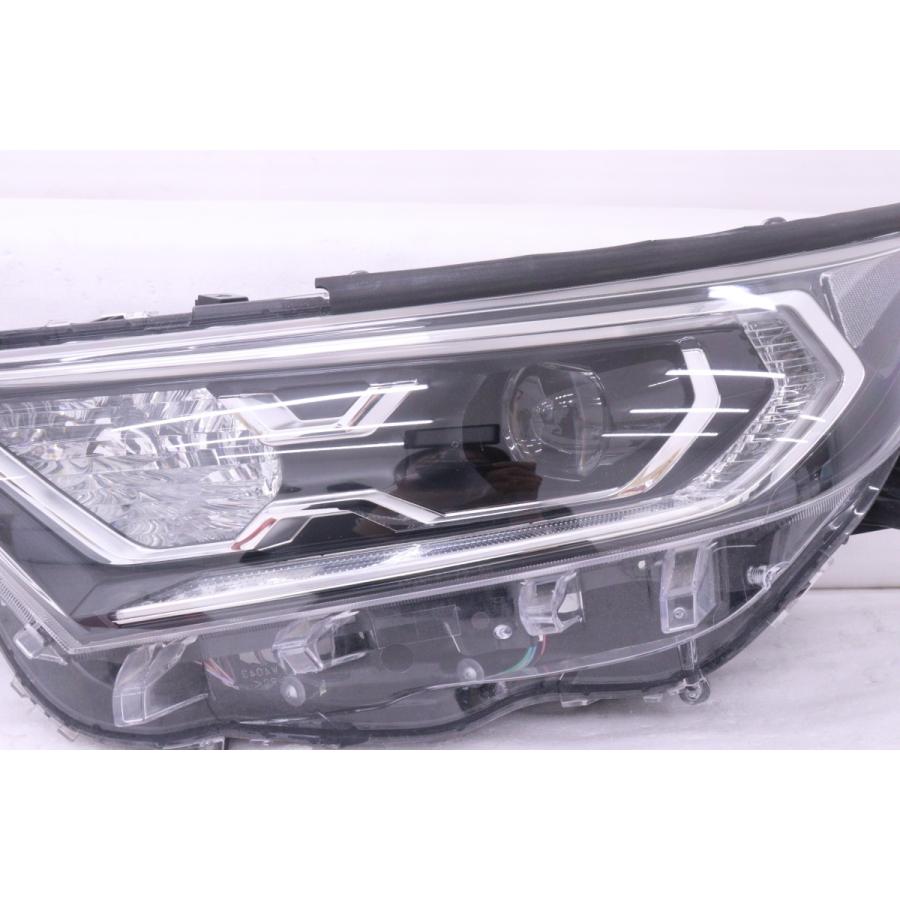 50-1269☆極上品 前期 LED AXAH52 RAV4ハイブリッド☆左ヘッドライト
