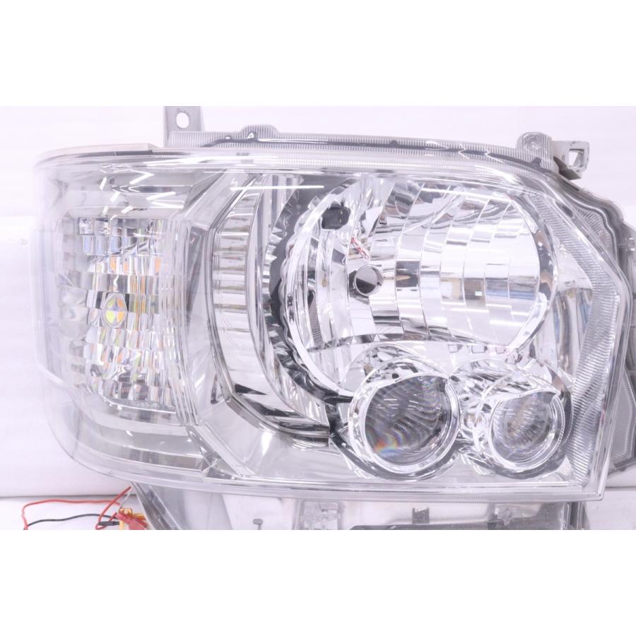 50-1712☆美品 4型~ LED 200系 ハイエース☆右ヘッドライト 配線加工 